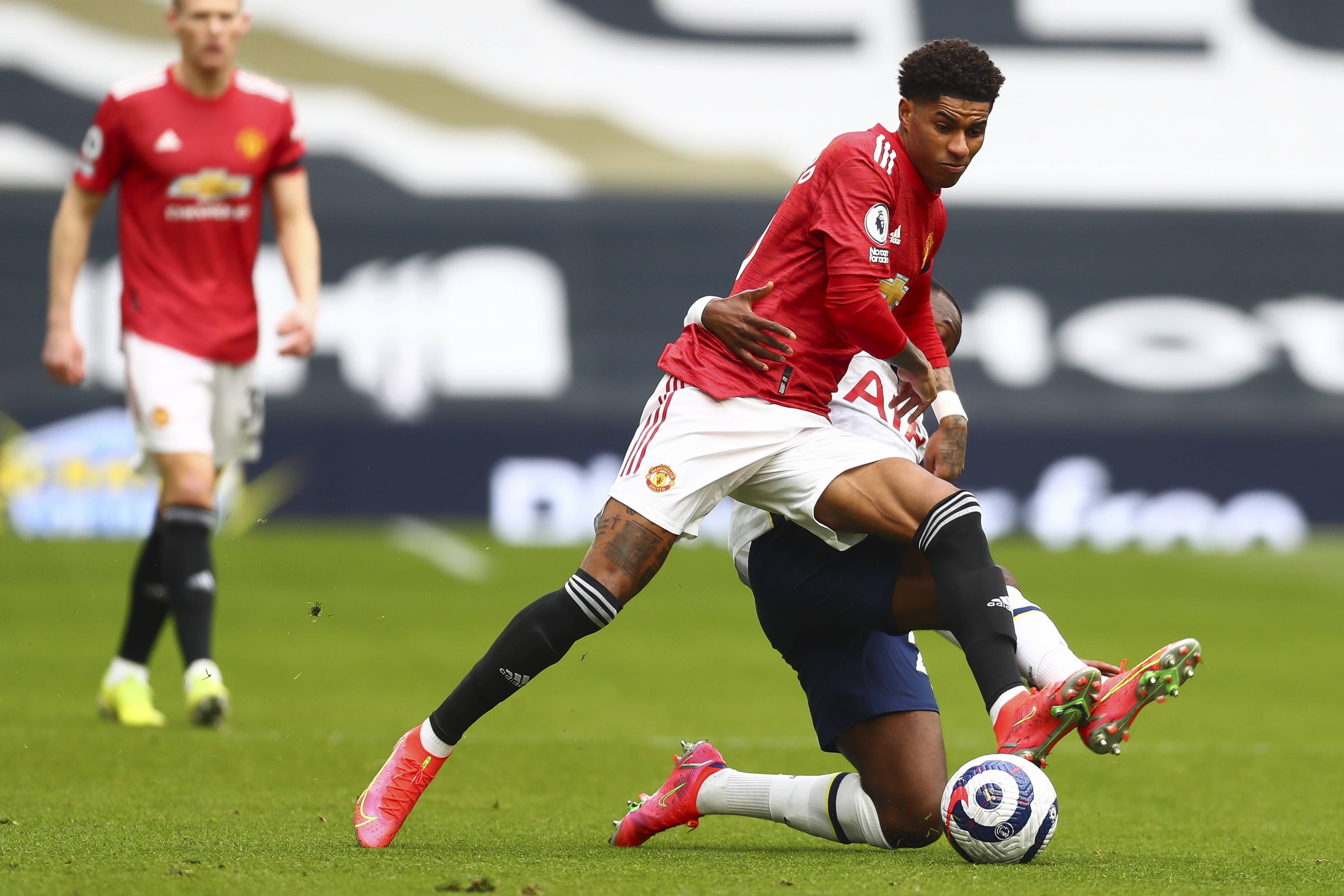 正如某位球 正如某位球